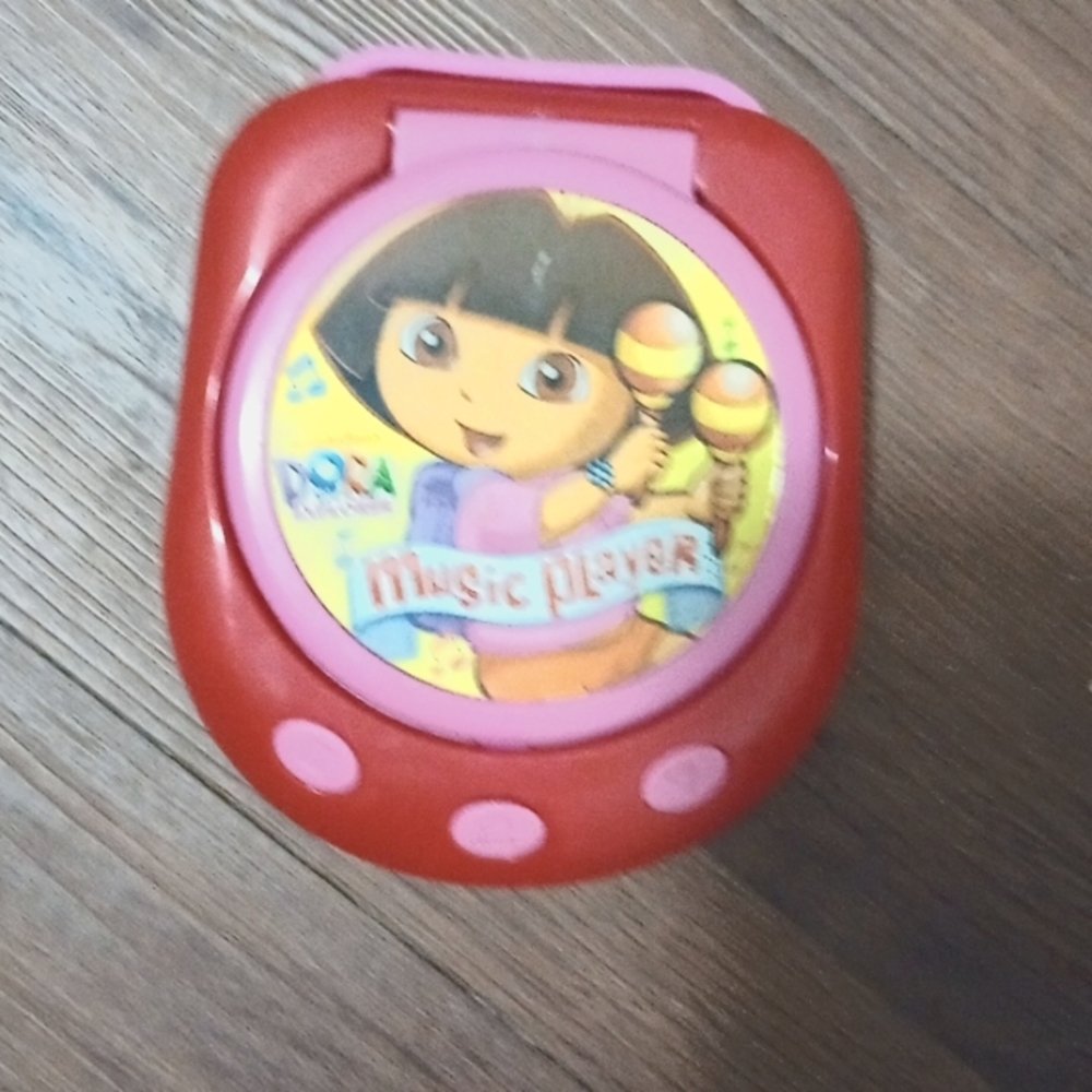 Dora the Explorer Music Player (Includes CD)